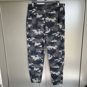 Eddie Bauer Camo Print Pants